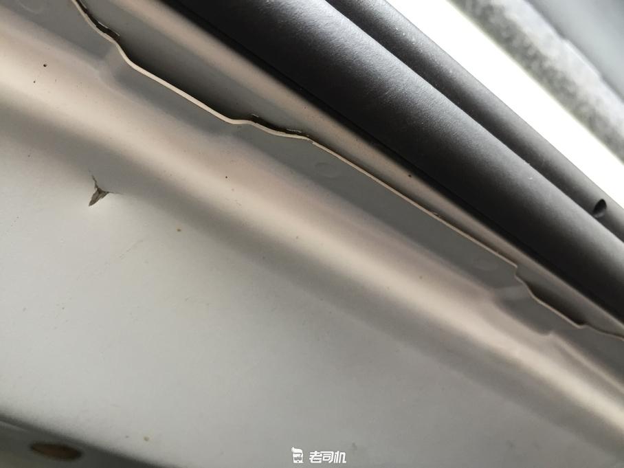 买了一辆车况完美的二手宝马3系经典E46，车主乐了好几天！