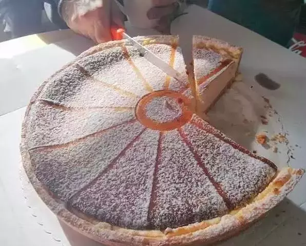 一大波逼死强迫症的图片,千万别手贱!