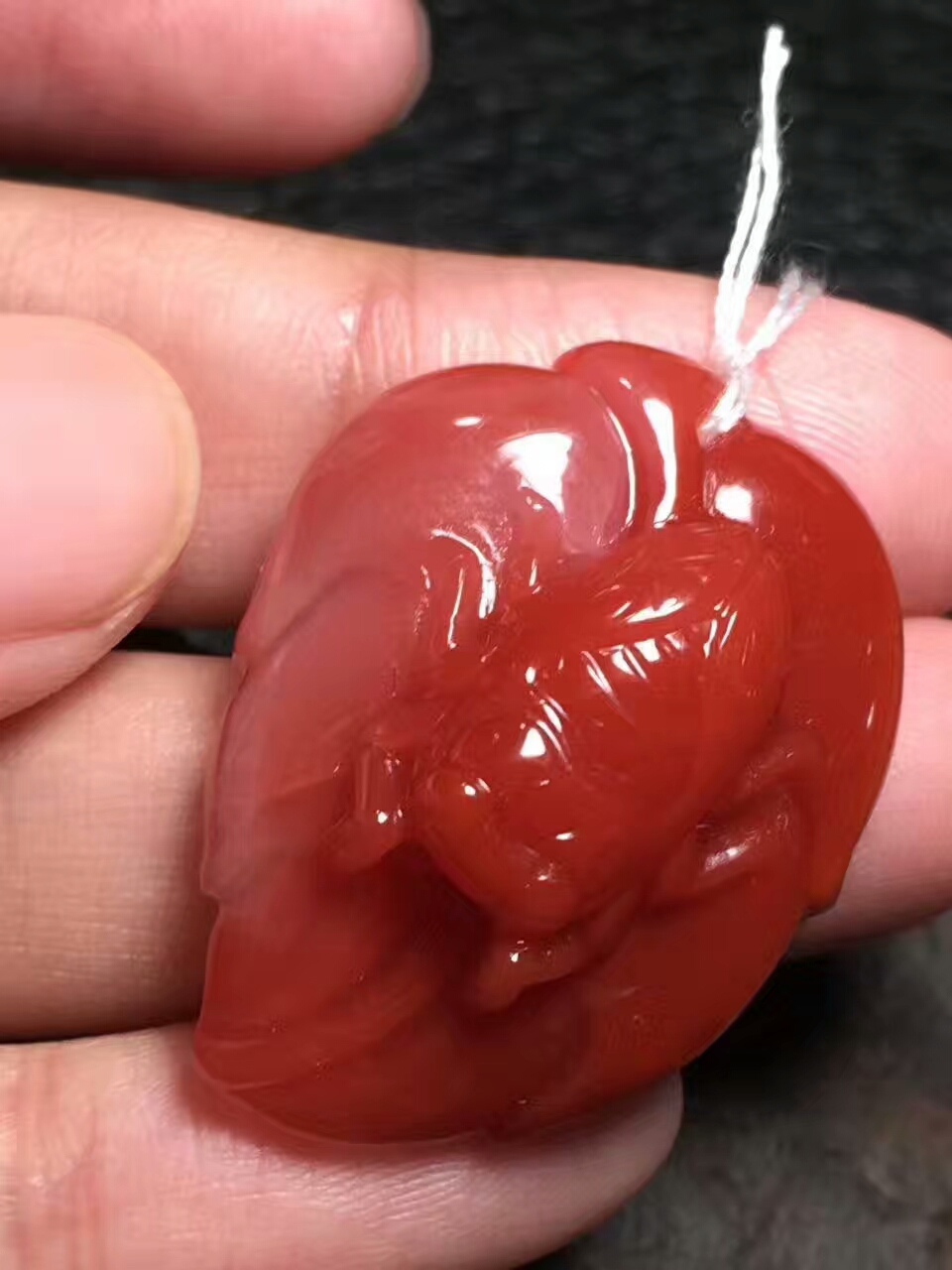 南红玛瑙和红玉髓以及和田红玉的横向对比(冰种玉髓) 第5张