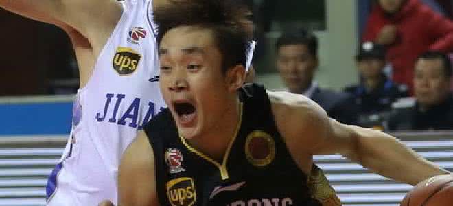 丁彦雨航为什么不去nba(丁彦雨航发微博，决定暂不去NBA，究竟为什么？)