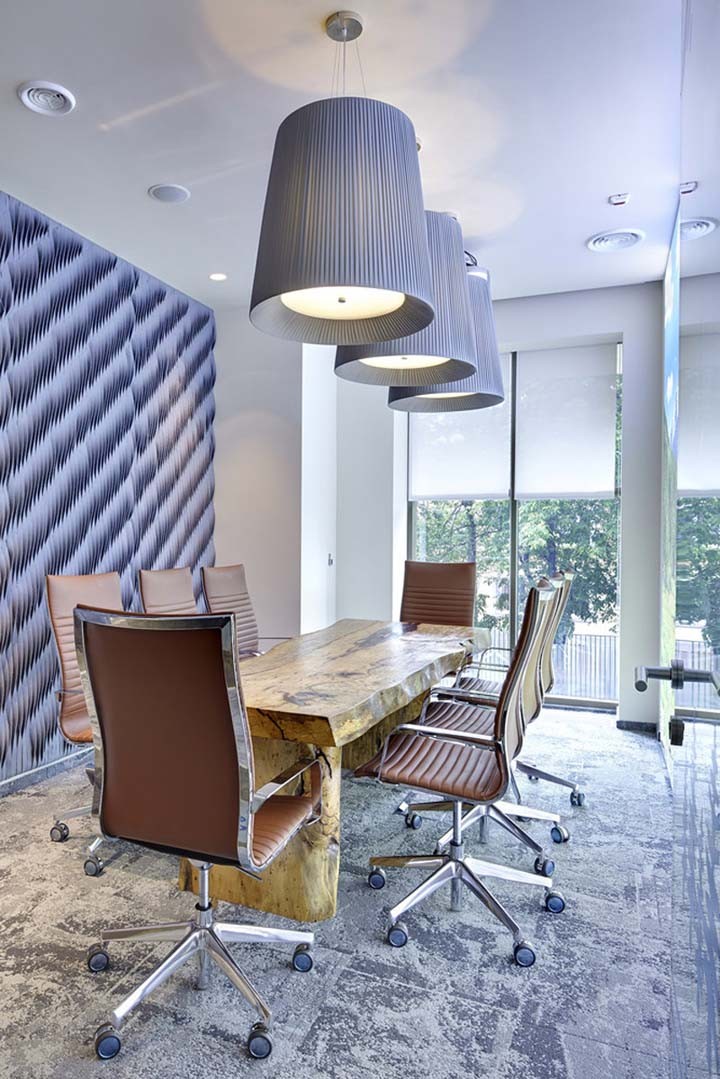 莫斯科法式酒类公司办公室设计，请你来感受浪漫风情