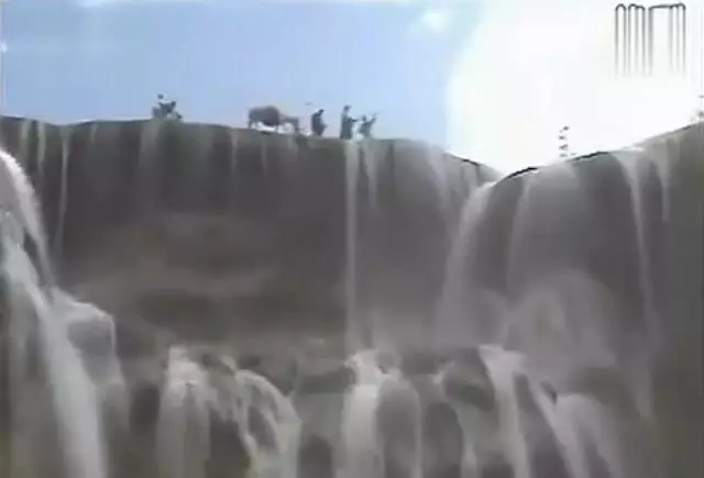 诺日朗瀑布是拍西游记的地方吗-第5张图片