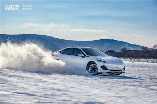 自主一哥的“遇见深蓝 先达未来”