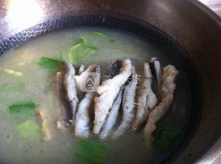 黃魚煨面,黃魚煨面的做法