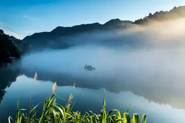 东江湖，迷雾中温柔的少女