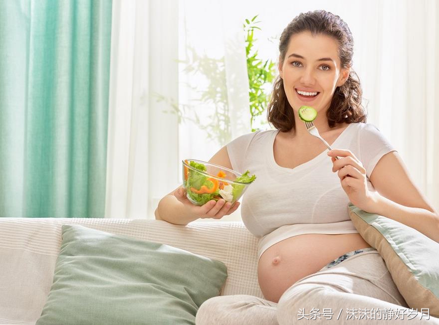 孕妈妈肚皮瘙痒原因不同，但需要引起足够重视；也许是病，得治！