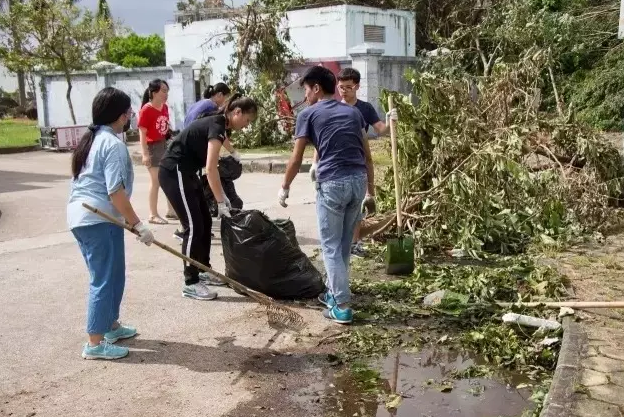 “天鸽”袭击造成暨南大学珠海校区较严重灾情，暨南人众志成城抗险救灾