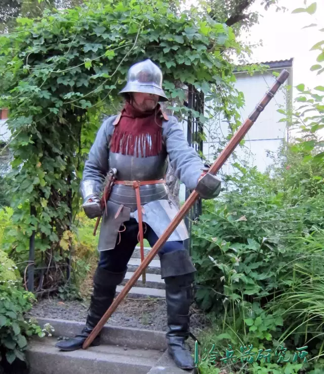 精度和射程都差强人意？火门枪是如何淘汰弓弩成为流行武器的！