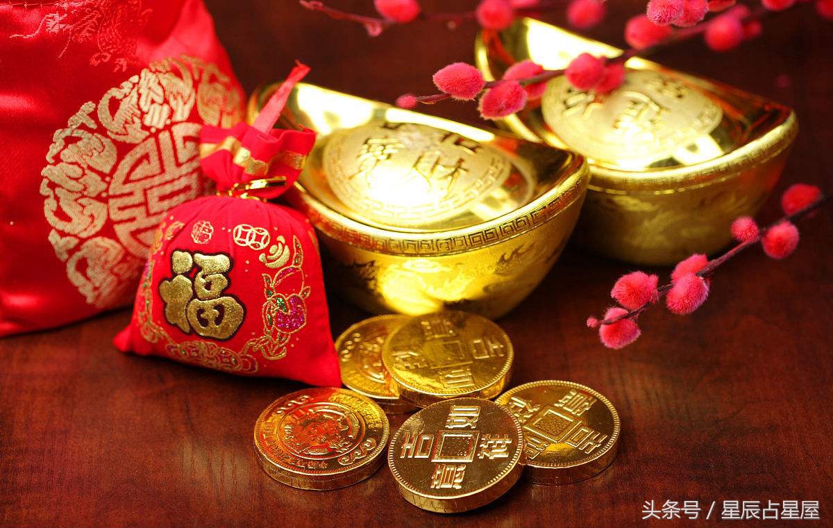 梦见过世的亲人，是他们给你送福来了，梦见这些情景预示富贵吉利