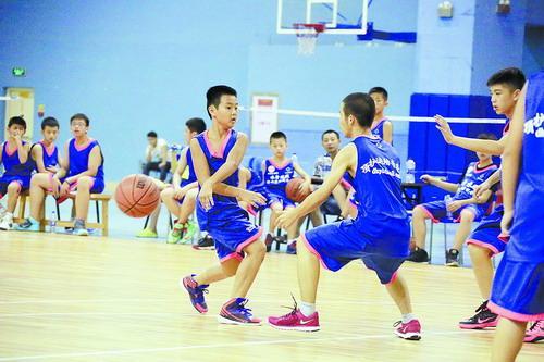 为什么中国上不了nba(中国打篮球的人那么多，为什么没有多少人进NBA？)