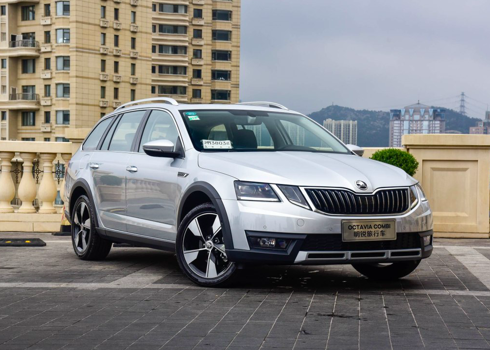 被投诉最多的前10款车，3款SUV上榜！第1名是大众最豪华SUV