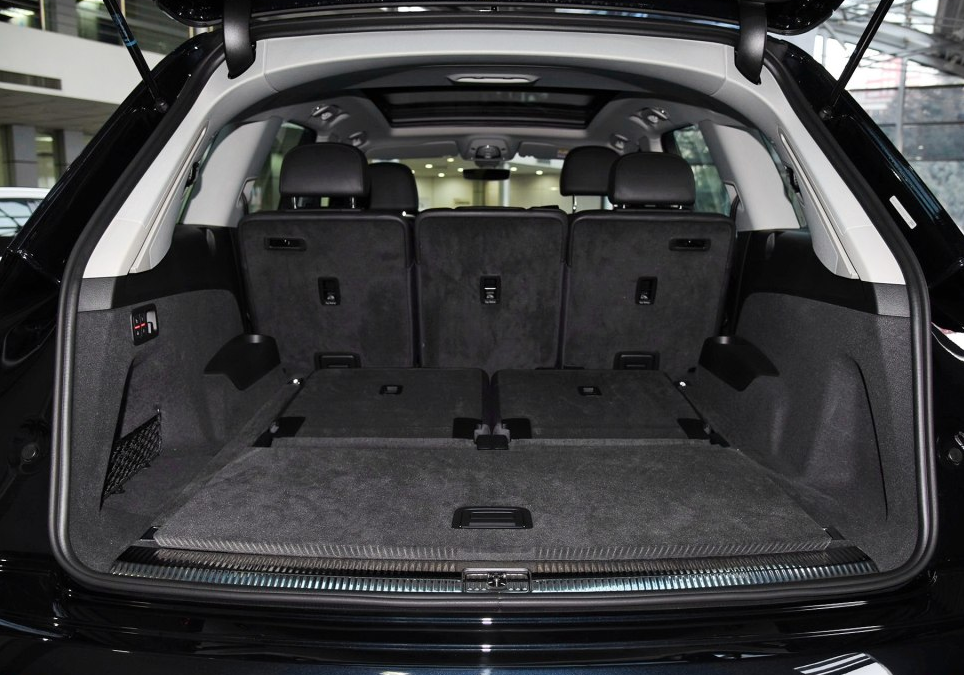 口碑大PK：都是7座SUV 奥迪Q7与沃尔沃XC90 看看车主怎么评价