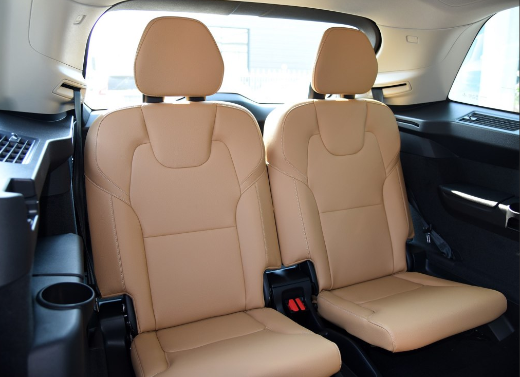 口碑大PK：都是7座SUV 奥迪Q7与沃尔沃XC90 看看车主怎么评价