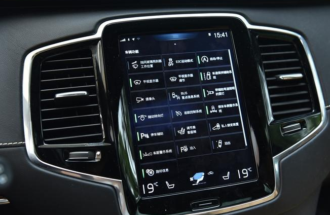 口碑大PK：都是7座SUV 奥迪Q7与沃尔沃XC90 看看车主怎么评价