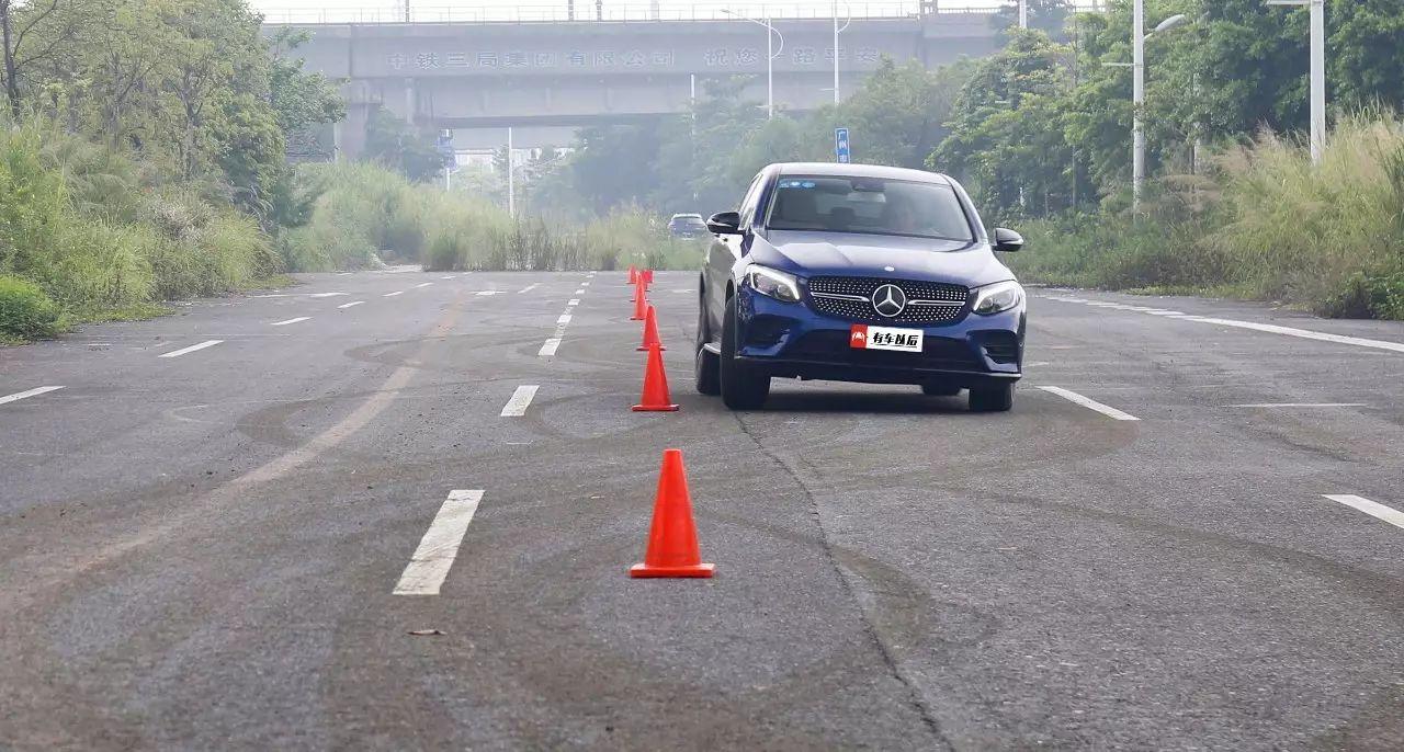 奔驰GLC轿跑SUV，造型拉风，性能表现也可圈可点！