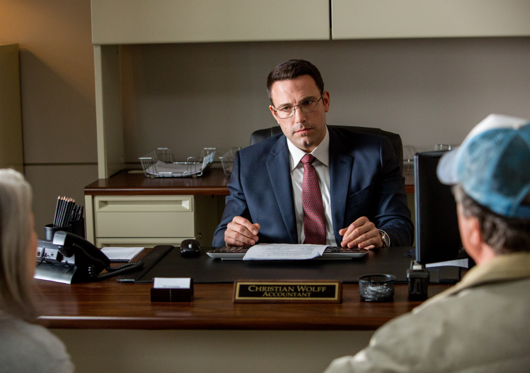 犯罪悬疑片《会计刺客》：自闭症会计，竟是“不太冷”的杀手