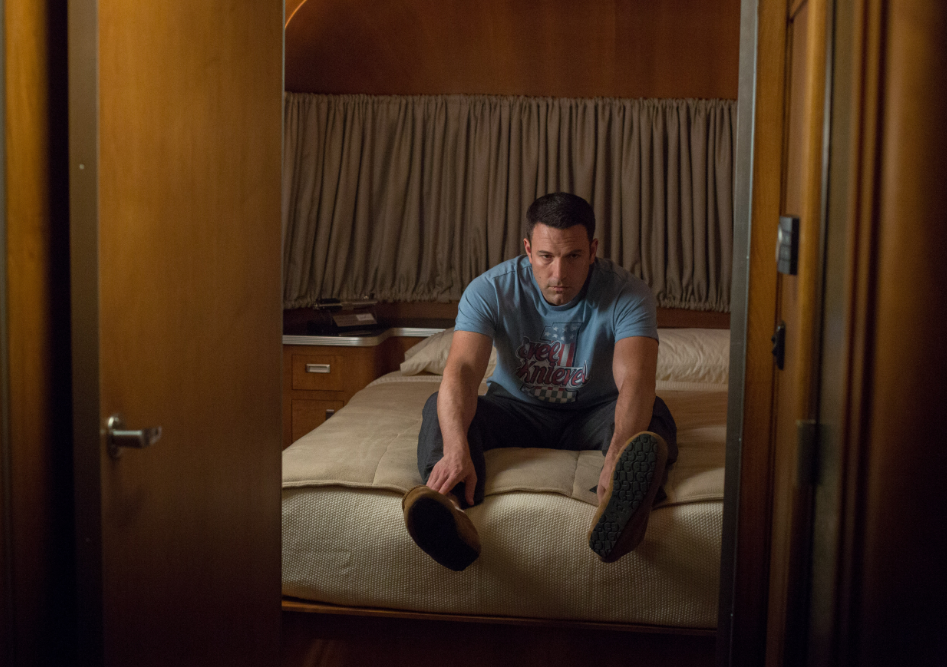 犯罪悬疑片《会计刺客》：自闭症会计，竟是“不太冷”的杀手