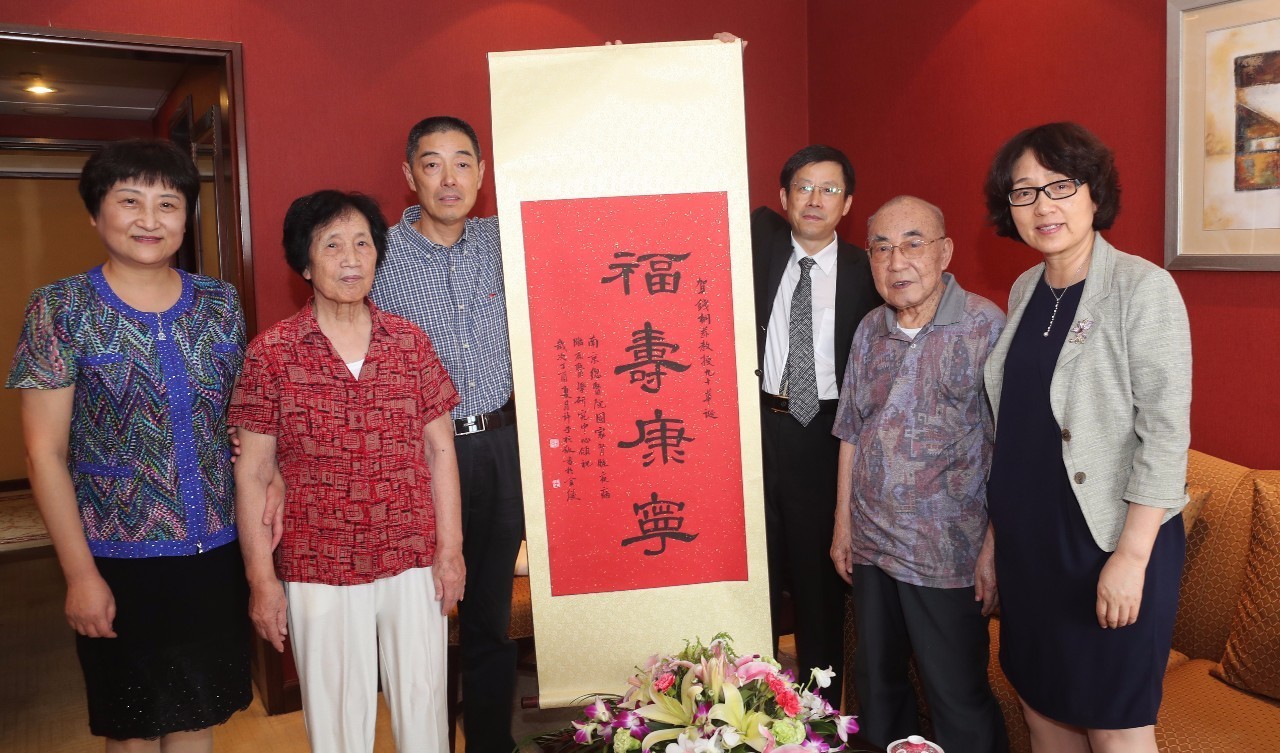 肾界泰斗｜一甲子的风雨兼程