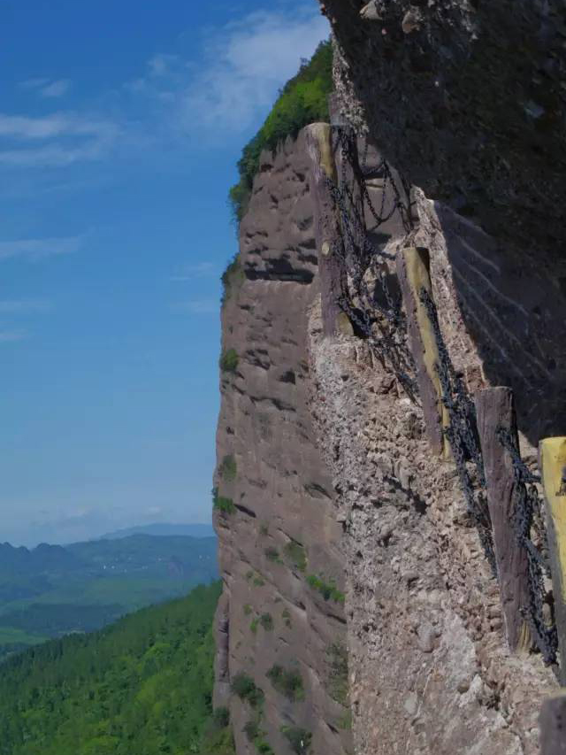 盘点国庆四川最热的十大景区，附汽车时刻表！