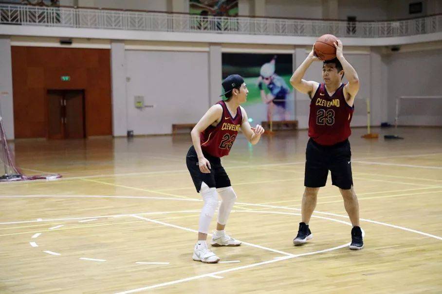 nba球衣有哪些尺码(新版NBA球衣尺码怎么选？)