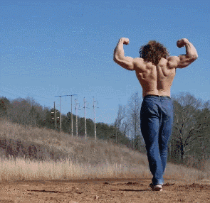 普通的肌肉男舉鐵看膩了，「肌肉+雜技」這樣的組合你見過嗎