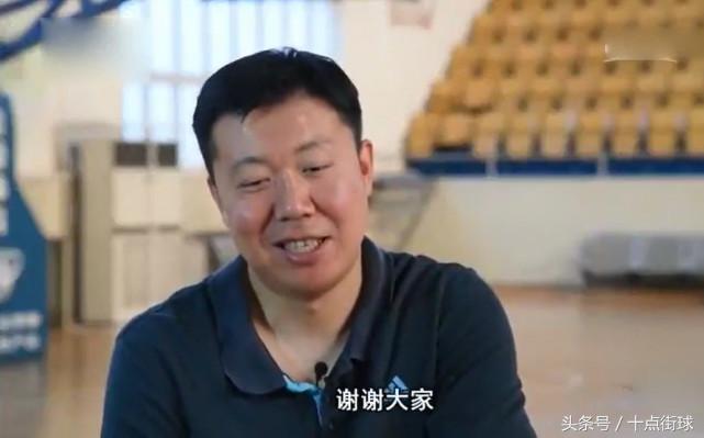 王治郅在nba什么水平(你可知曾在NBA的王治郅有多强？小牛教练：他是我最好的球员之一)