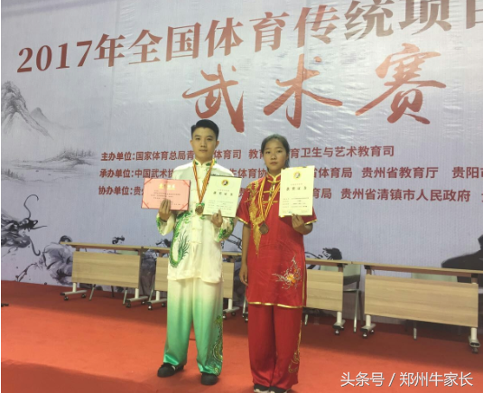 眼里不要只有大小三甲，这所高中文化+特长齐发展，性价比很高