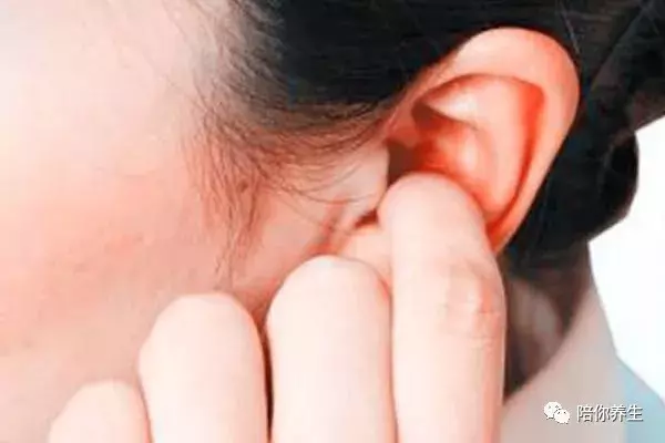 耳朵为何容易变红第二个原因你可能经常遇到