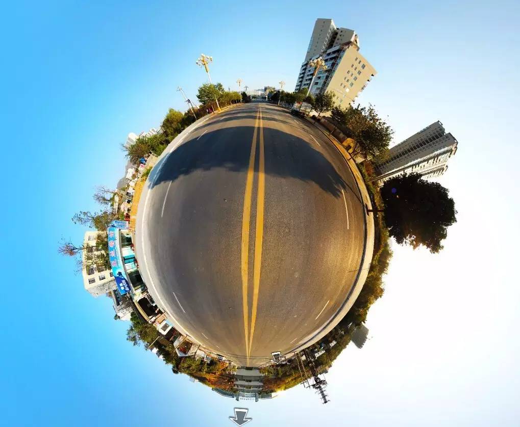 大家好，给大家介绍一下，这是我的大学兴义民族师范学院