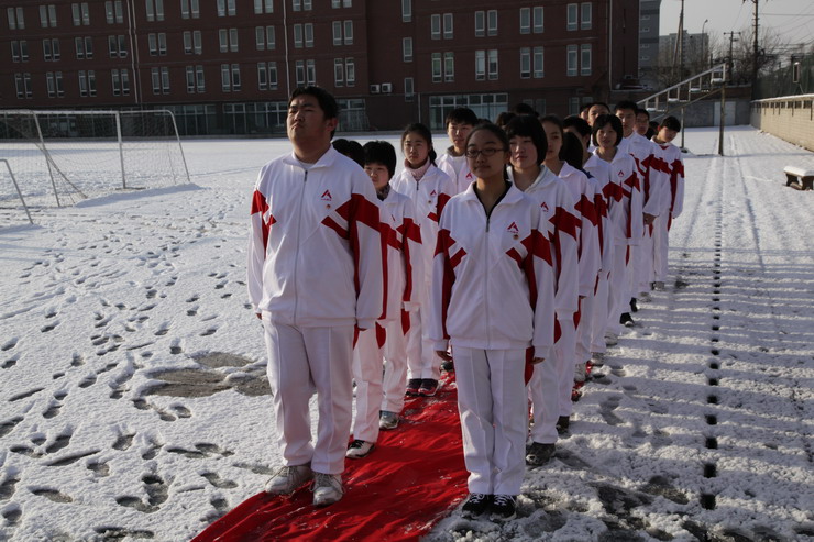 全国各地校服“美丑”大比拼 校服界“颜王”来啦！