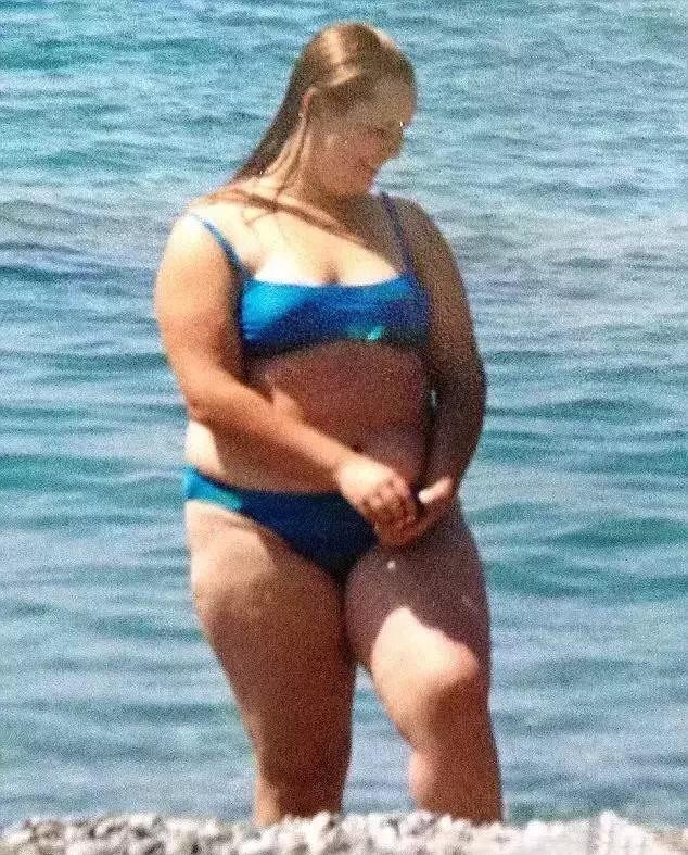 她曾胖到沒朋友，減掉55kg性感爆棚，對比照跪了！