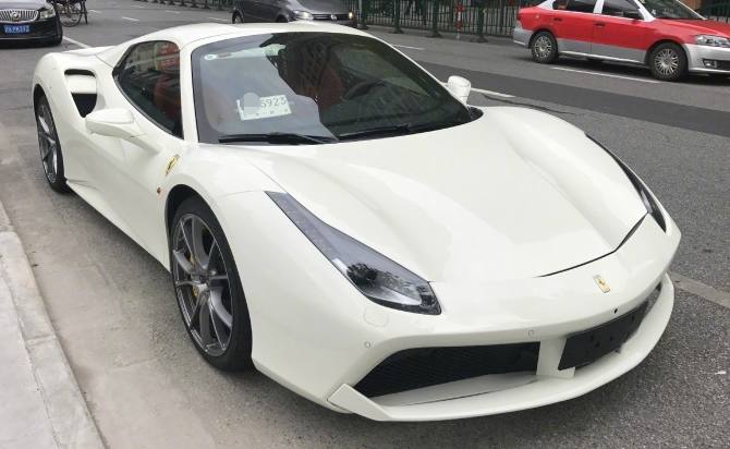 白马王子座驾，法拉利488 Spider，速度与颜值并存！