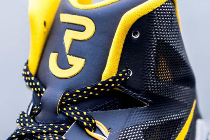 nba球衣为什么带条黑杠(nba球星签名鞋logo都有什么讲究?