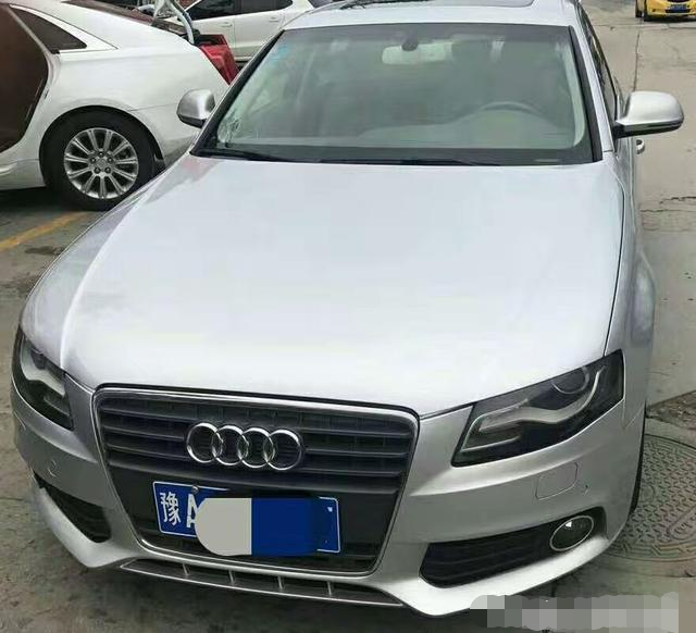 小伙花8万买下一辆10款的奥迪A4L，朋友说这辆车不值8万