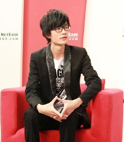 网络歌手靠什么赚钱呢？原来如此！