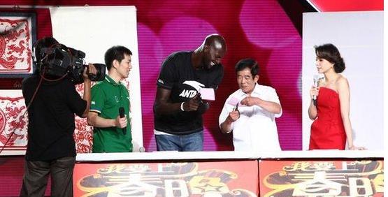 开讲啦肖恩巴蒂尔(参加中国综艺秀的5大NBA球星 科比的另一面同样秒杀其他巨星)