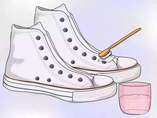 小白鞋发黄、有污渍洗不掉？几个实用小窍门，鞋子分分钟白回来！