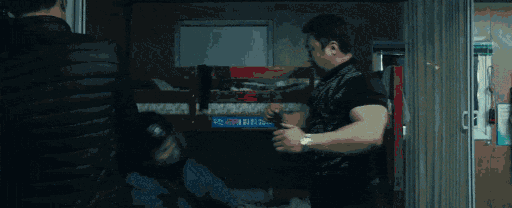韩国又出了部十九禁，一个黑警的光明和温度！