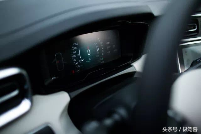 LYNK&CO这个洋气的名字，到底怎么念？