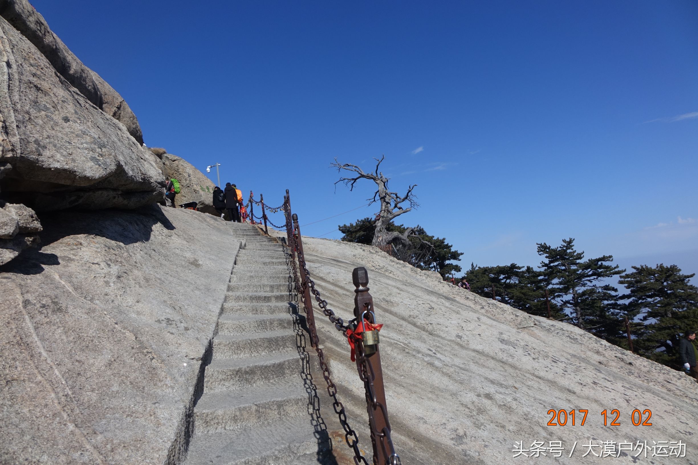 「精彩推荐」石家庄出发，徒步华山，环穿五峰（附华山游玩攻略）