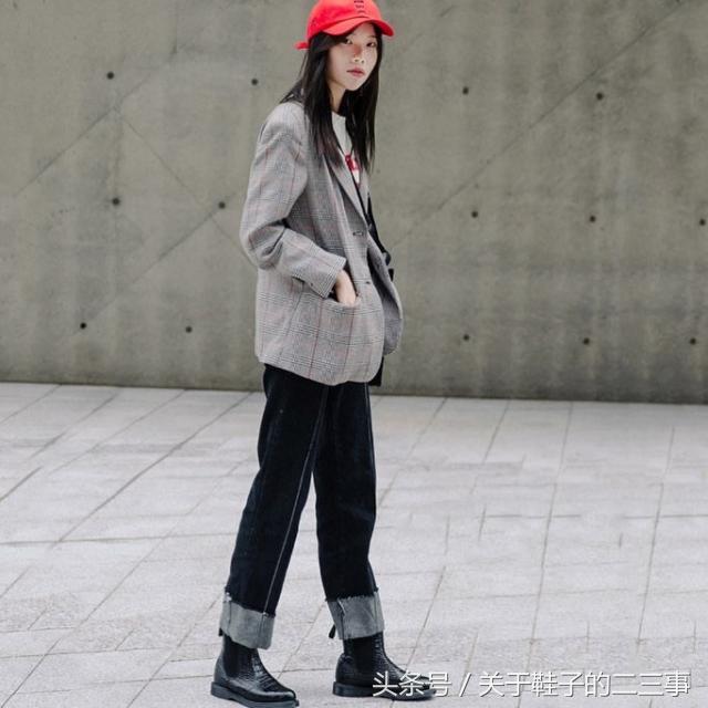 想要撩汉又撩妹，马丁靴穿出精髓最重要！