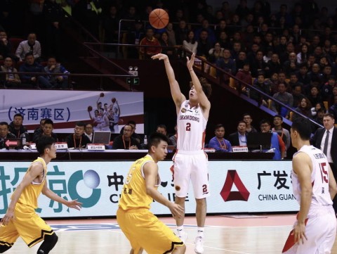 林志杰为什么不去nba(他打的是养生球，丁彦雨航用行动告诉他那样表现没资格进入NBA)