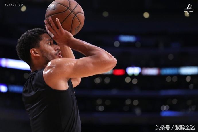 nba波普为什么不去客场(波普因为法律原因客场作战受限 这对湖人来说是挑战还是机遇？)