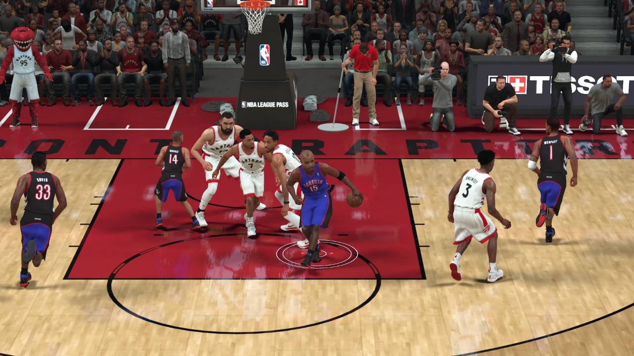 nba2k卡特扣篮动作有哪些(2K18球员玩法介绍：跨世纪的扣篮，文斯·卡特)