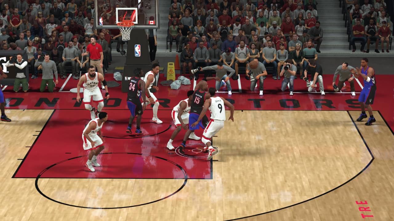 nba2k卡特扣篮动作有哪些(2K18球员玩法介绍：跨世纪的扣篮，文斯·卡特)