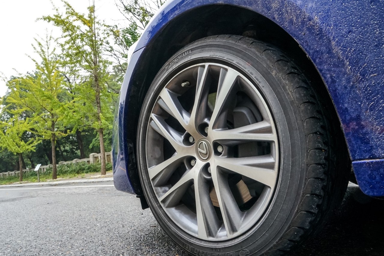 30多万B级车，它才是首选，买不到比它更好的！试驾雷克萨斯IS300