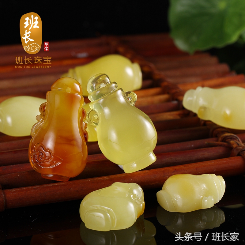 买珠宝送什么礼品比较好（珠宝店送什么礼品最合适）