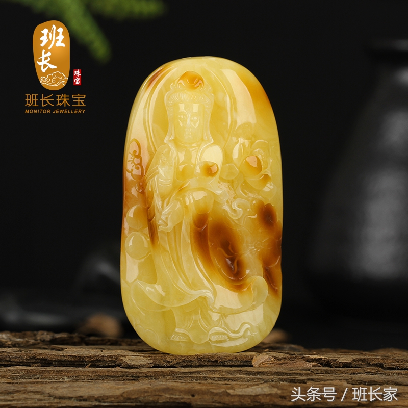 买珠宝送什么礼品比较好（珠宝店送什么礼品最合适）