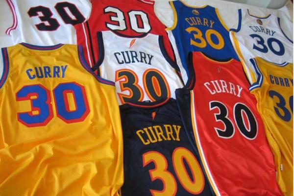 读懂NBA球衣销量排行榜，联盟的天早就变了