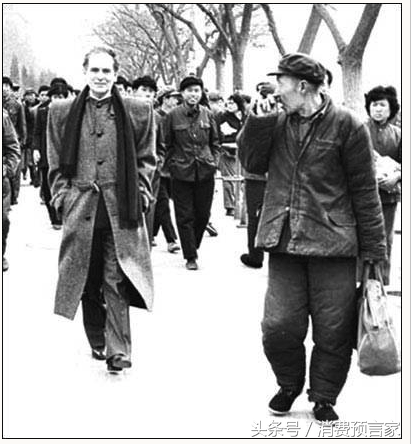 法国骄傲皮尔卡丹沦为二线，拒绝中国2亿收购，要价十亿现在亏了